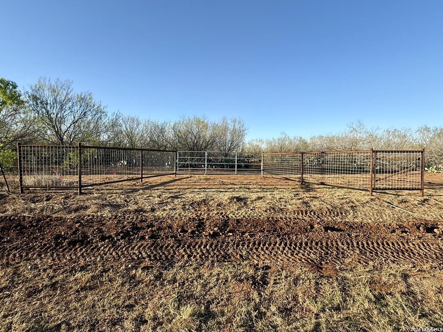 2315 County Road 332 Charlotte TX 78011
