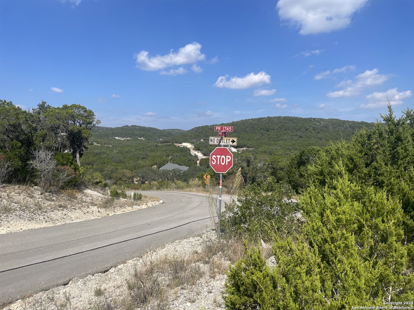 320 Private Road 1742 Mico TX 78056