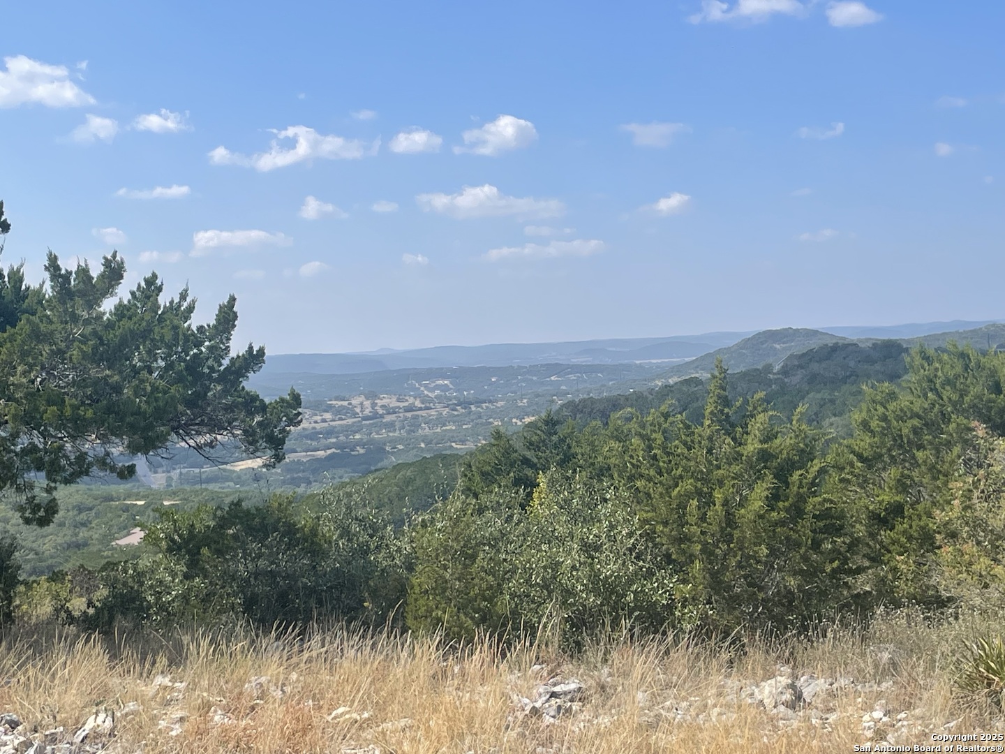320 Private Road 1742 Mico TX 78056