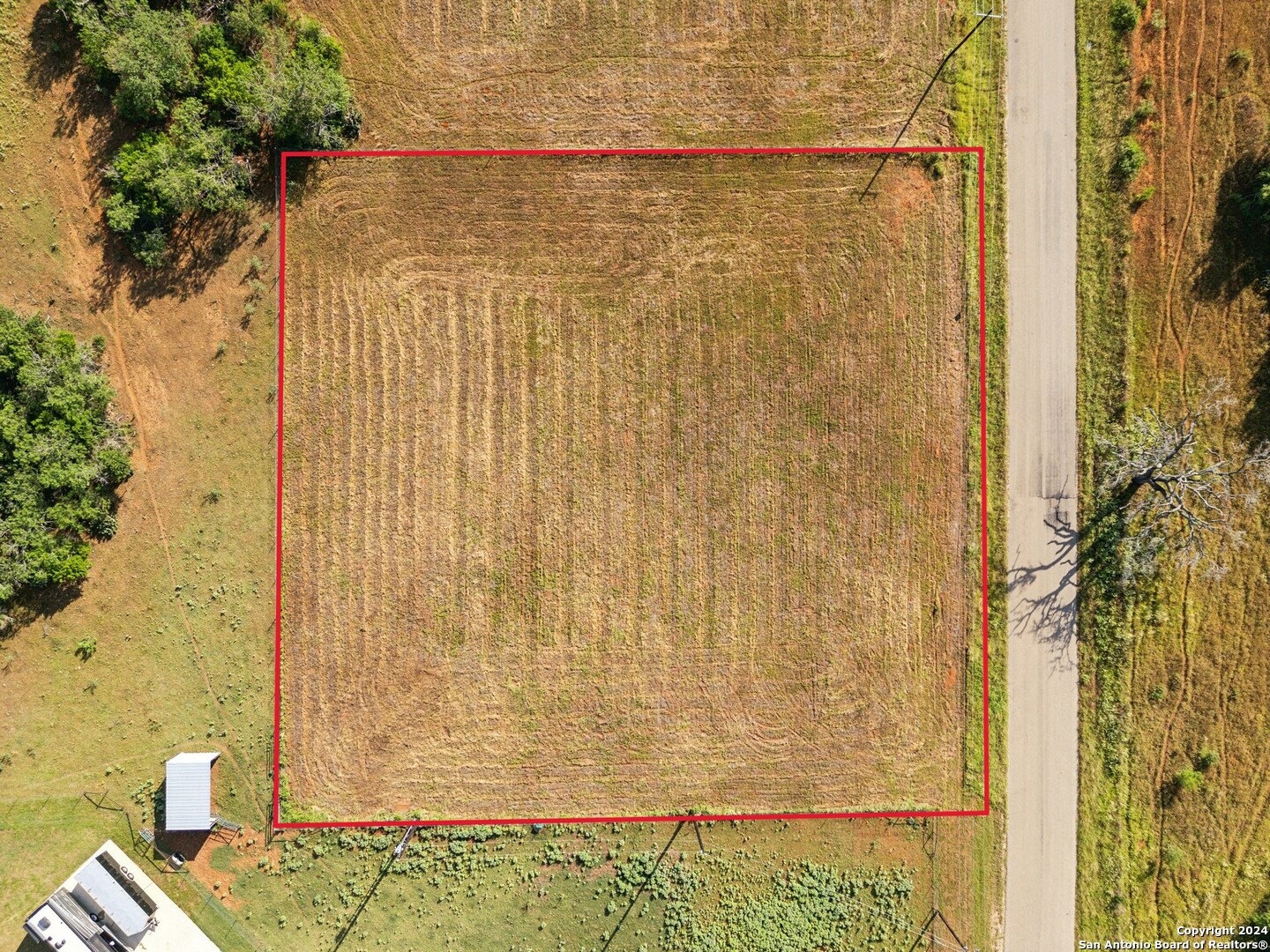 573 County Road 405 Floresville TX 78114