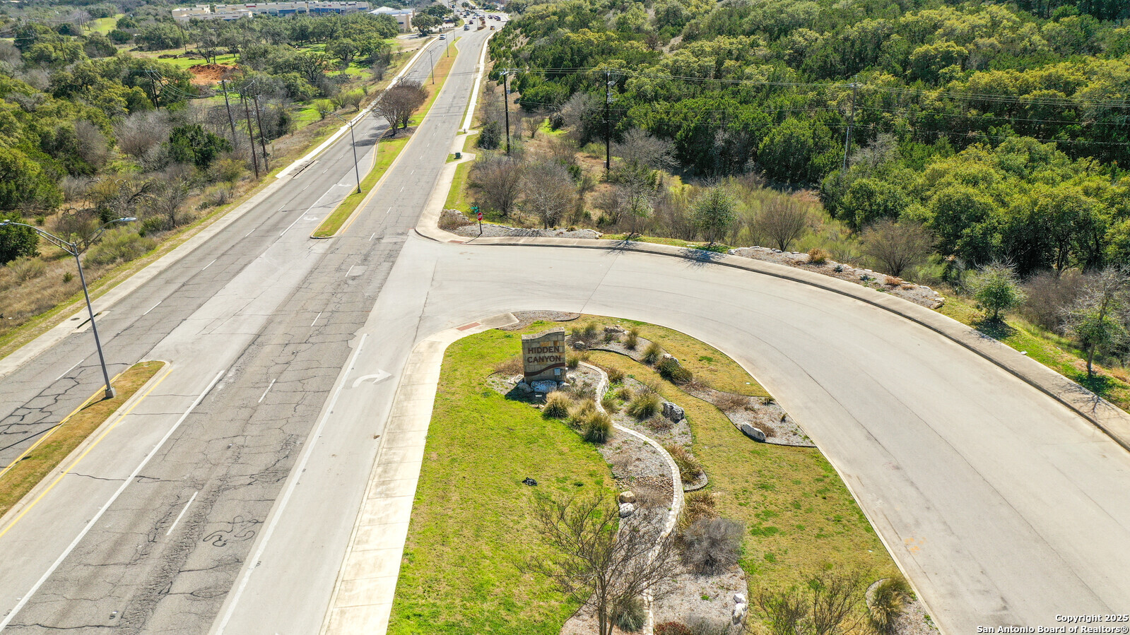 526 Winding Ravine San Antonio TX 78258