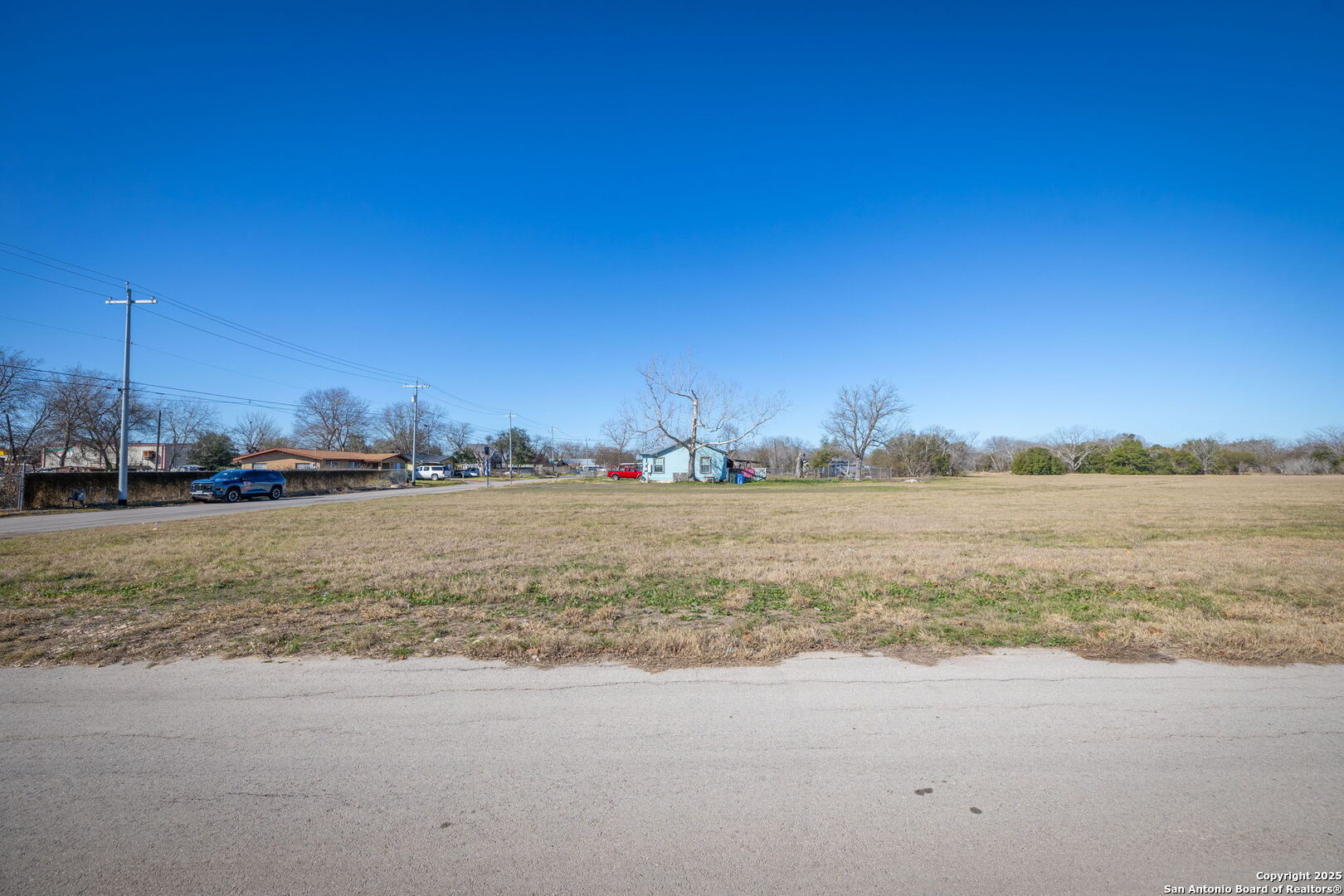 Tbd E Pine Seguin TX 78155