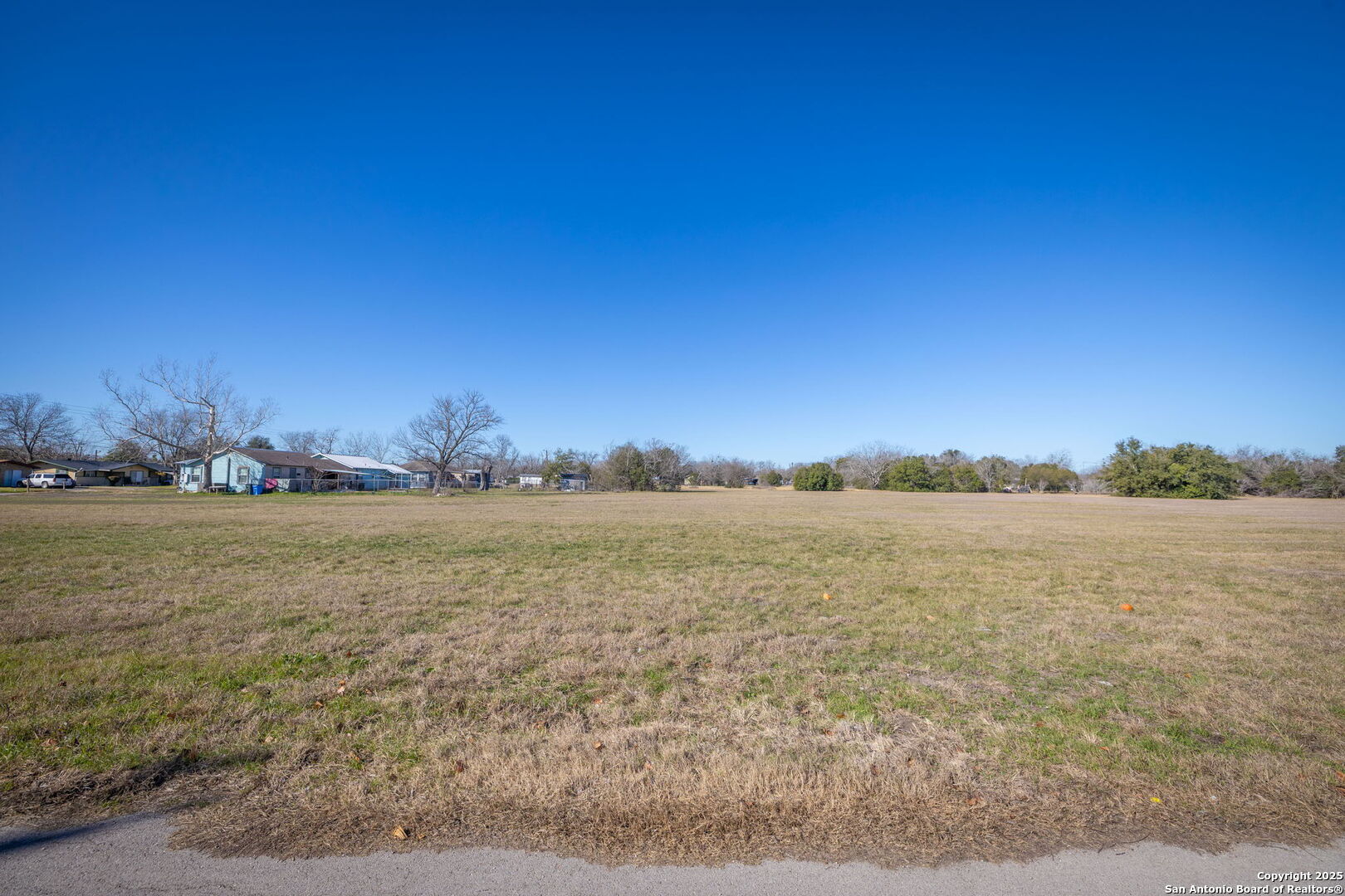 Tbd E Pine Seguin TX 78155