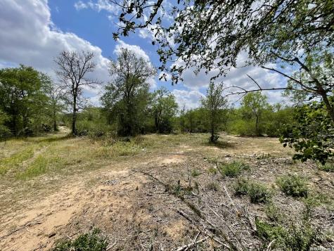 2566 Fm 539 La Vernia TX 78121