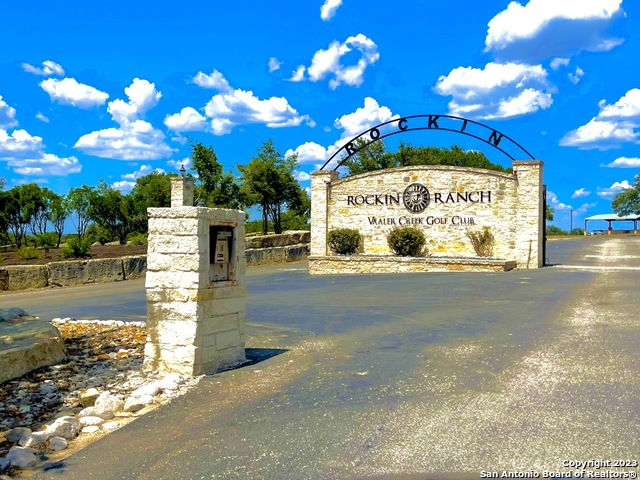 140 N Calvin Barrett Blanco TX 78606