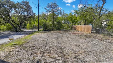 2326 Martin Luther King Drive San Antonio TX 78203