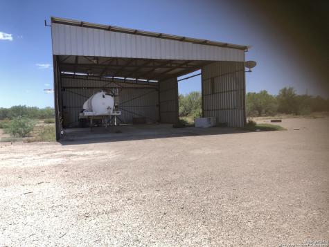 1405 Fm 1556 Carrizo Springs TX 78834