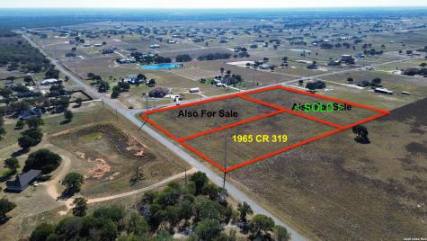 1965 County Road 319 La Vernia TX 78121