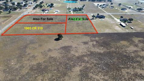 1965 County Road 319 La Vernia TX 78121