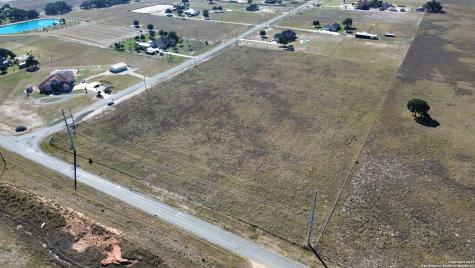 1965 County Road 319 La Vernia TX 78121