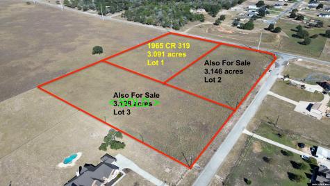 1965 County Road 319 La Vernia TX 78121