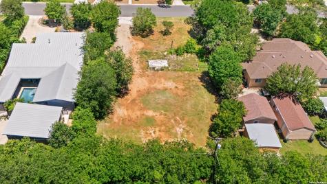 1134 Garraty Road Terrell Hills TX 78209