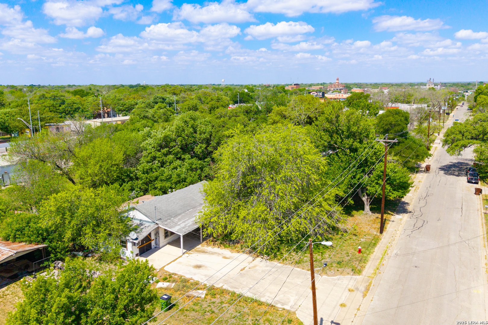 725 S Brazos Street Lockhart TX 78644