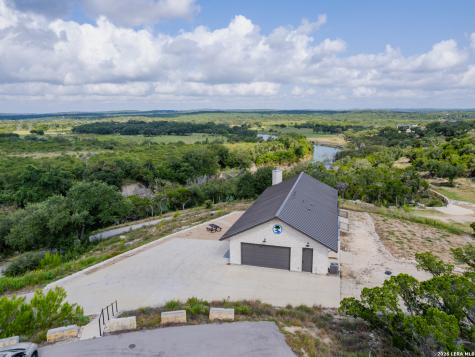 1814 Paradise Parkway Canyon Lake TX 78133