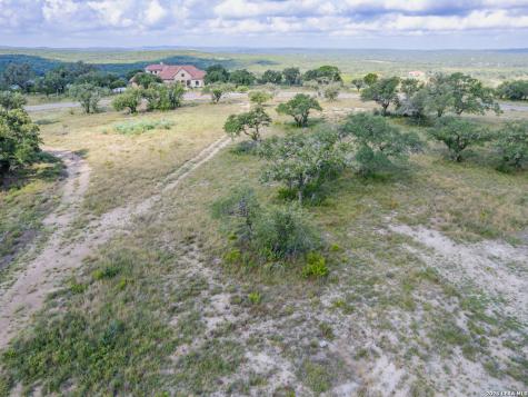 1814 Paradise Parkway Canyon Lake TX 78133