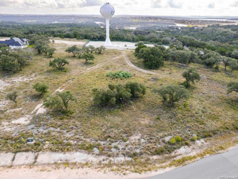 1814 Paradise Parkway Canyon Lake TX 78133