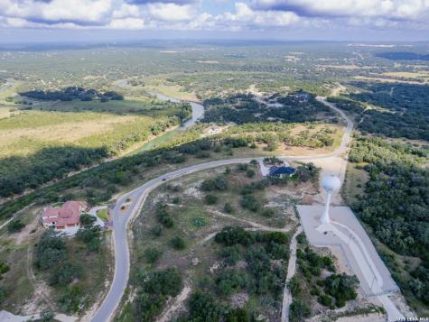 1814 Paradise Parkway Canyon Lake TX 78133