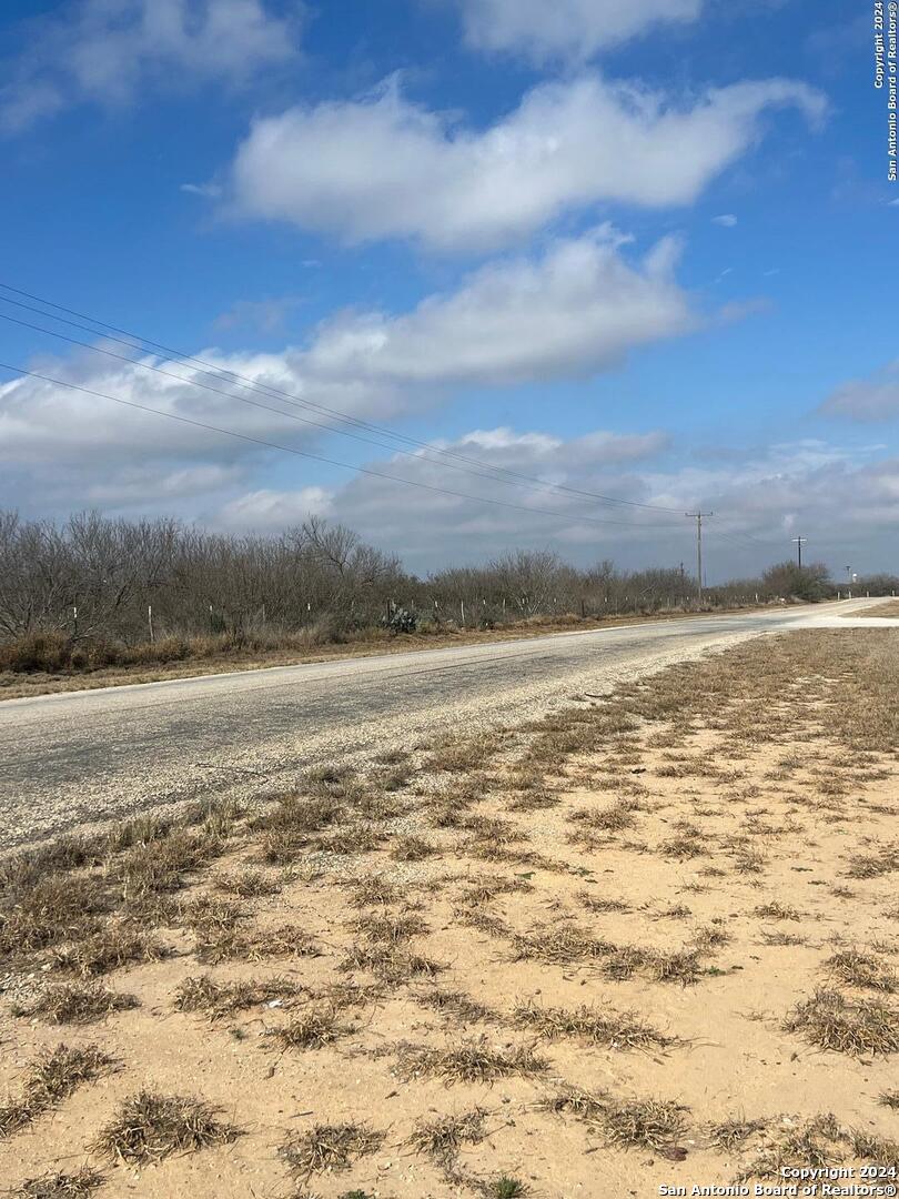 2453 Fm 1917 Carrizo Springs TX 78834