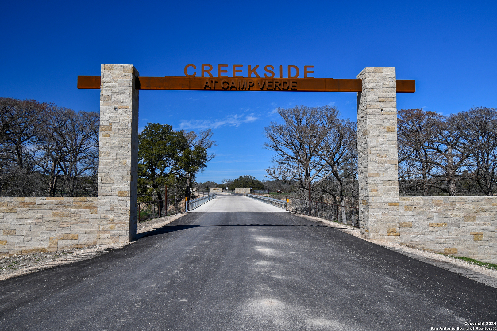 699 Cool Creek Road Camp Verde TX 78010