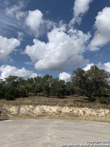 1916 Split Mountain Canyon Lake TX 78133