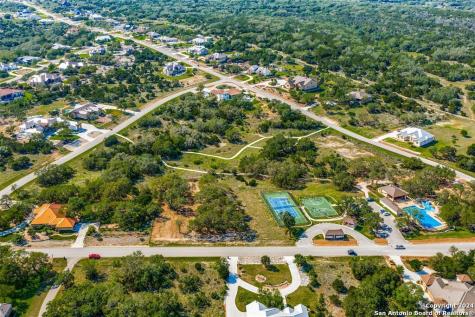 320 Copper Trace New Braunfels TX 78132