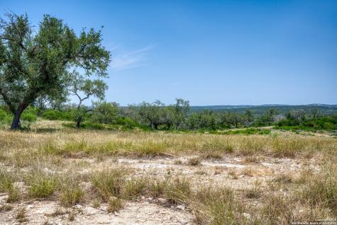 3044 County Road 2615 Rio Medina TX 78066