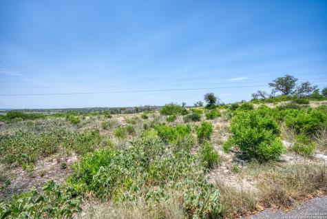 3044 County Road 2615 Rio Medina TX 78066