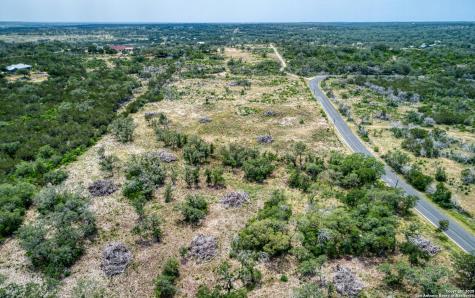 3044 County Road 2615 Rio Medina TX 78066