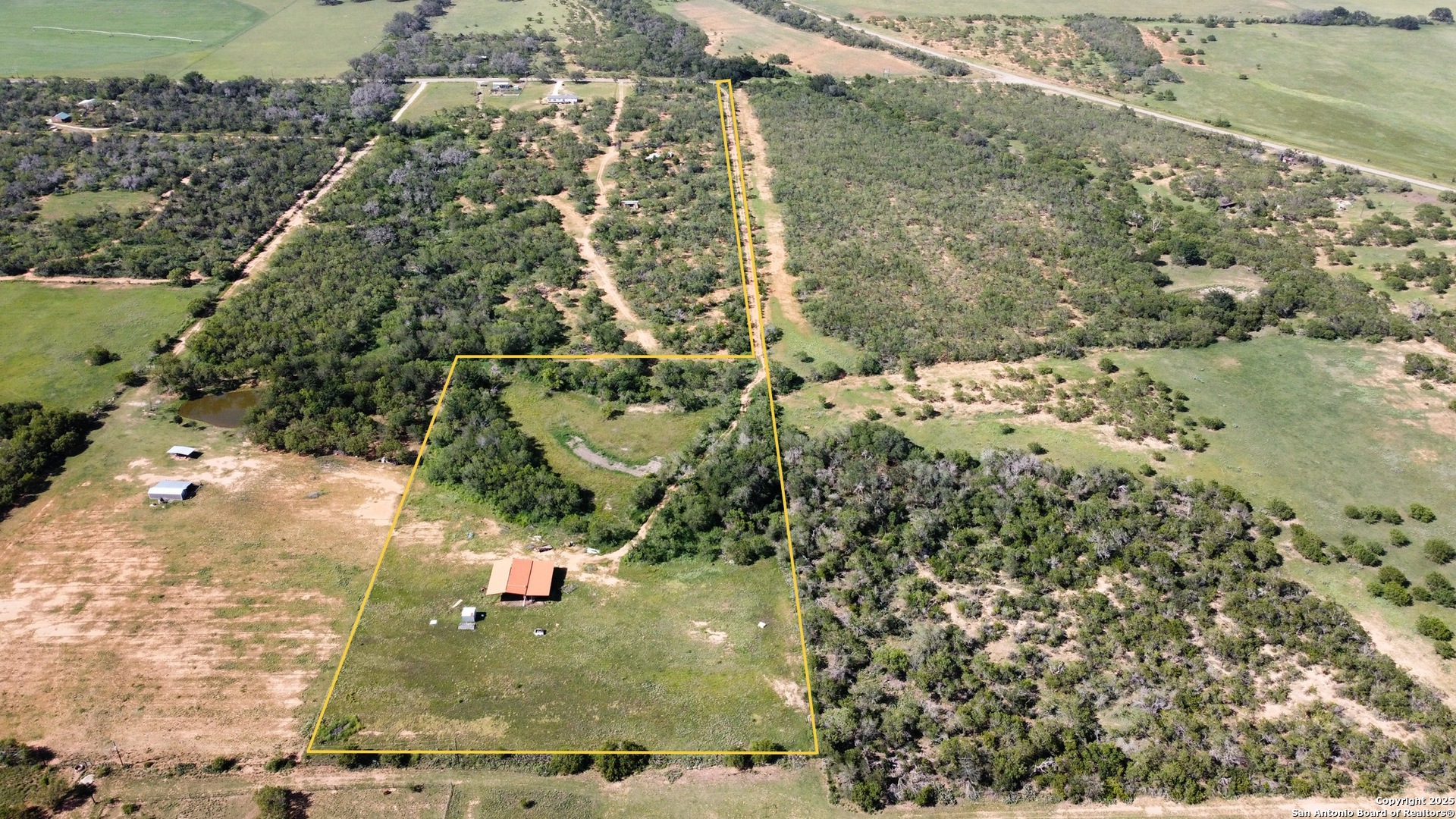 Tbd E Gates Valley Poteet TX 78065