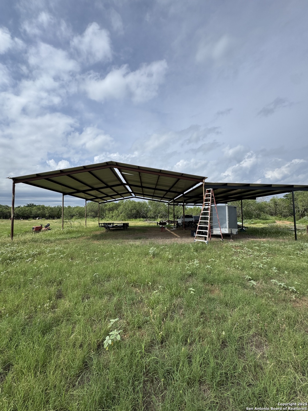 Tbd E Gates Valley Poteet TX 78065
