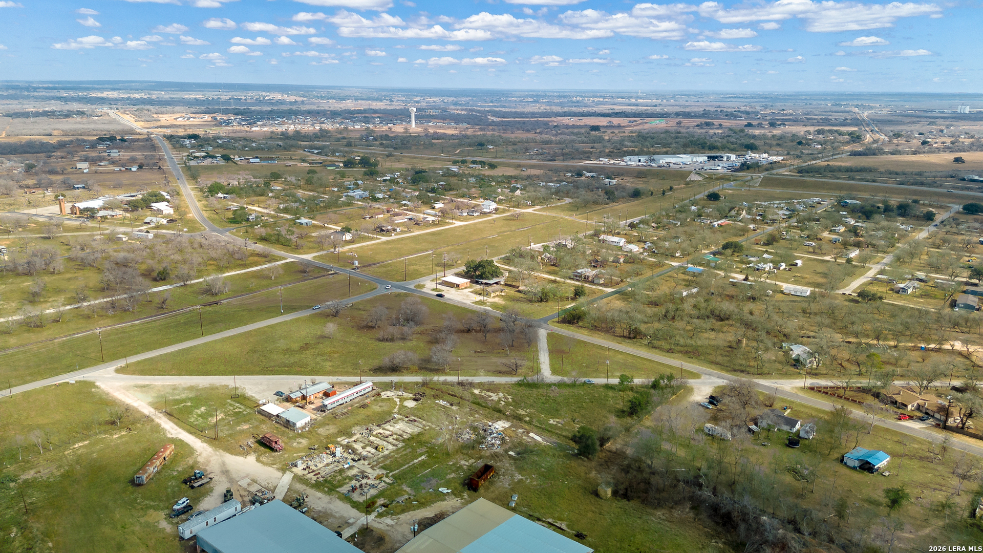 210 Bexar Elmendorf TX 78112
