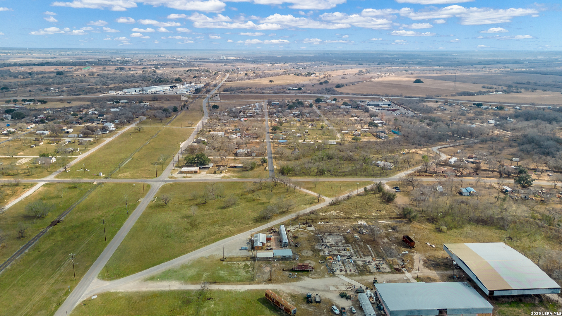 210 Bexar Elmendorf TX 78112