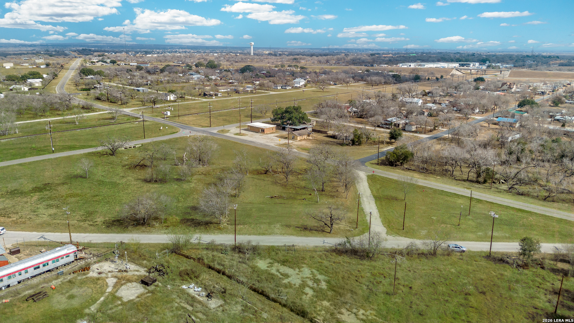 210 Bexar Elmendorf TX 78112
