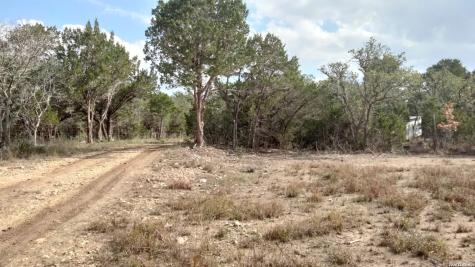 Bl 14 Lt 17-18 Rodeo Path Bandera TX 78003