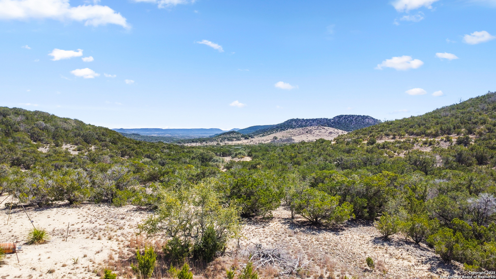 00 Sunrise Ridge Tarpley TX 78883