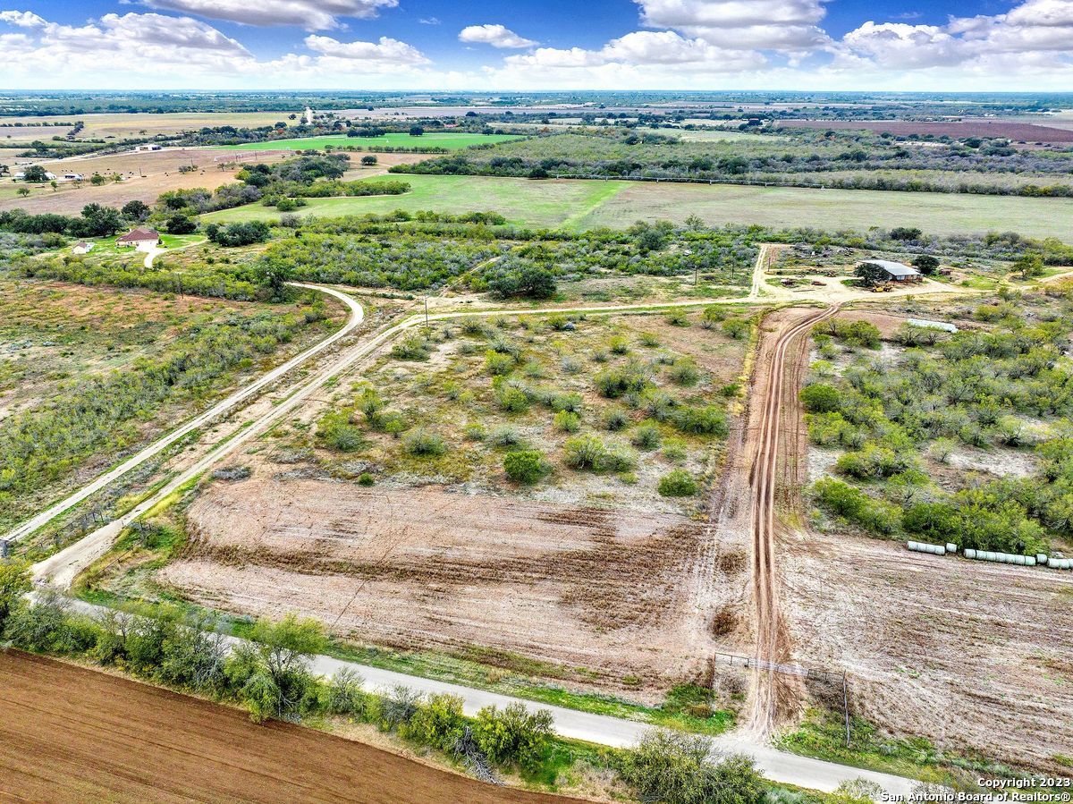 2049 County Road 451 Hondo TX 78861