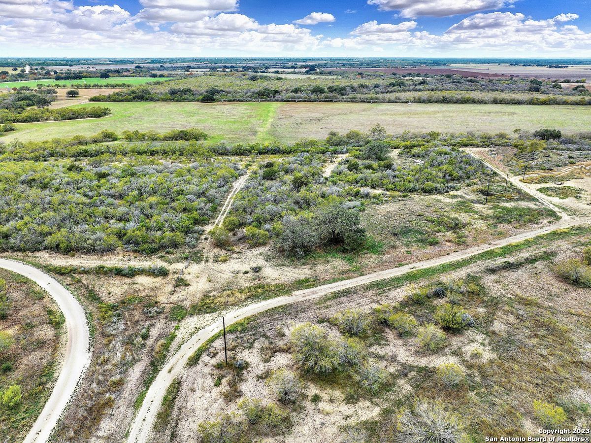 2049 County Road 451 Hondo TX 78861