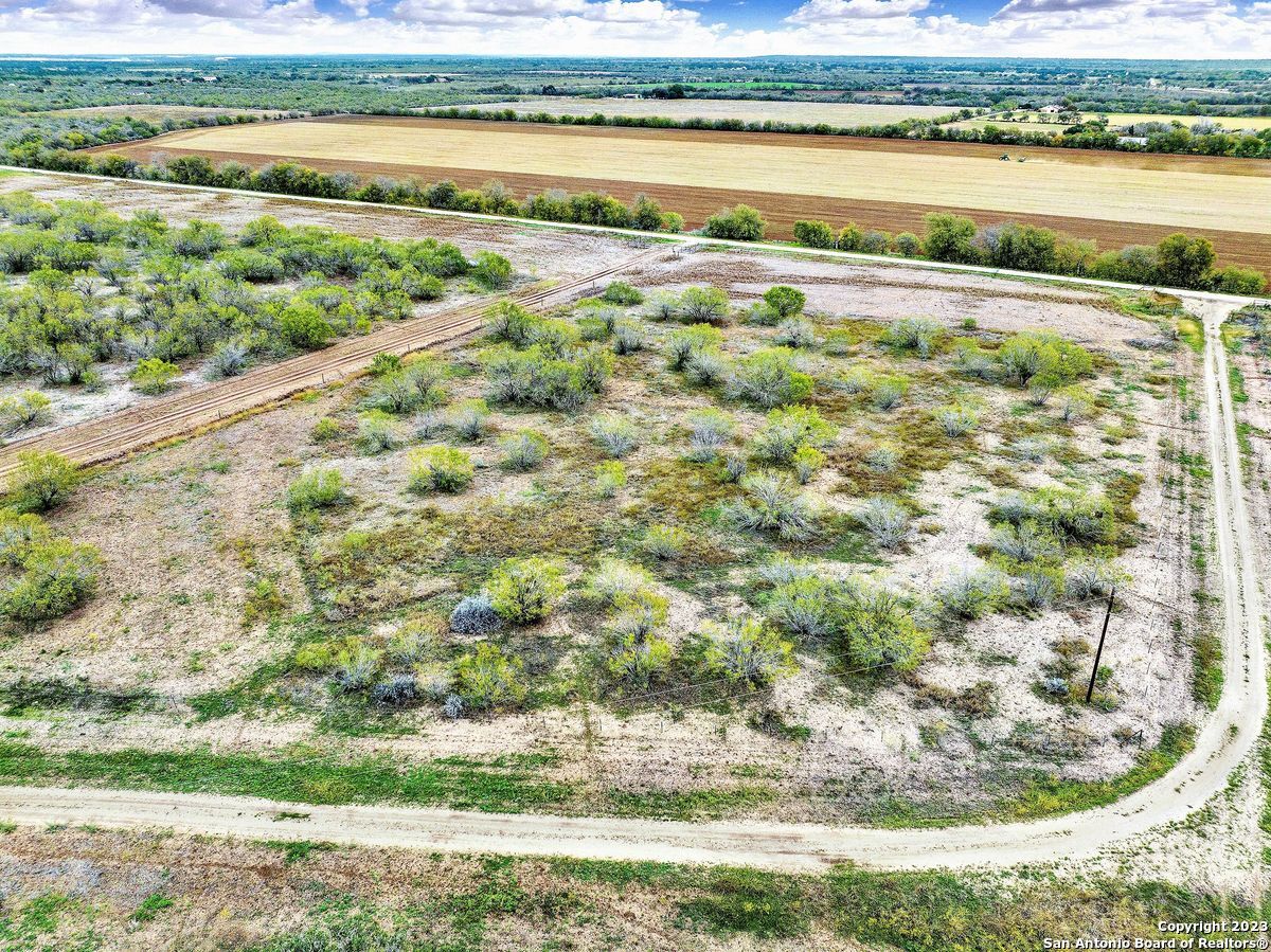 2049 County Road 451 Hondo TX 78861