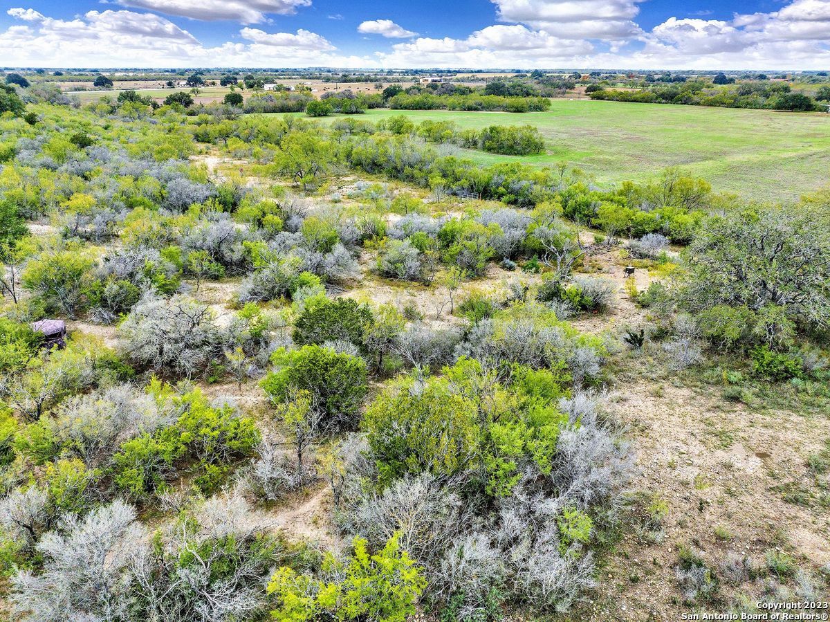 2049 County Road 451 Hondo TX 78861