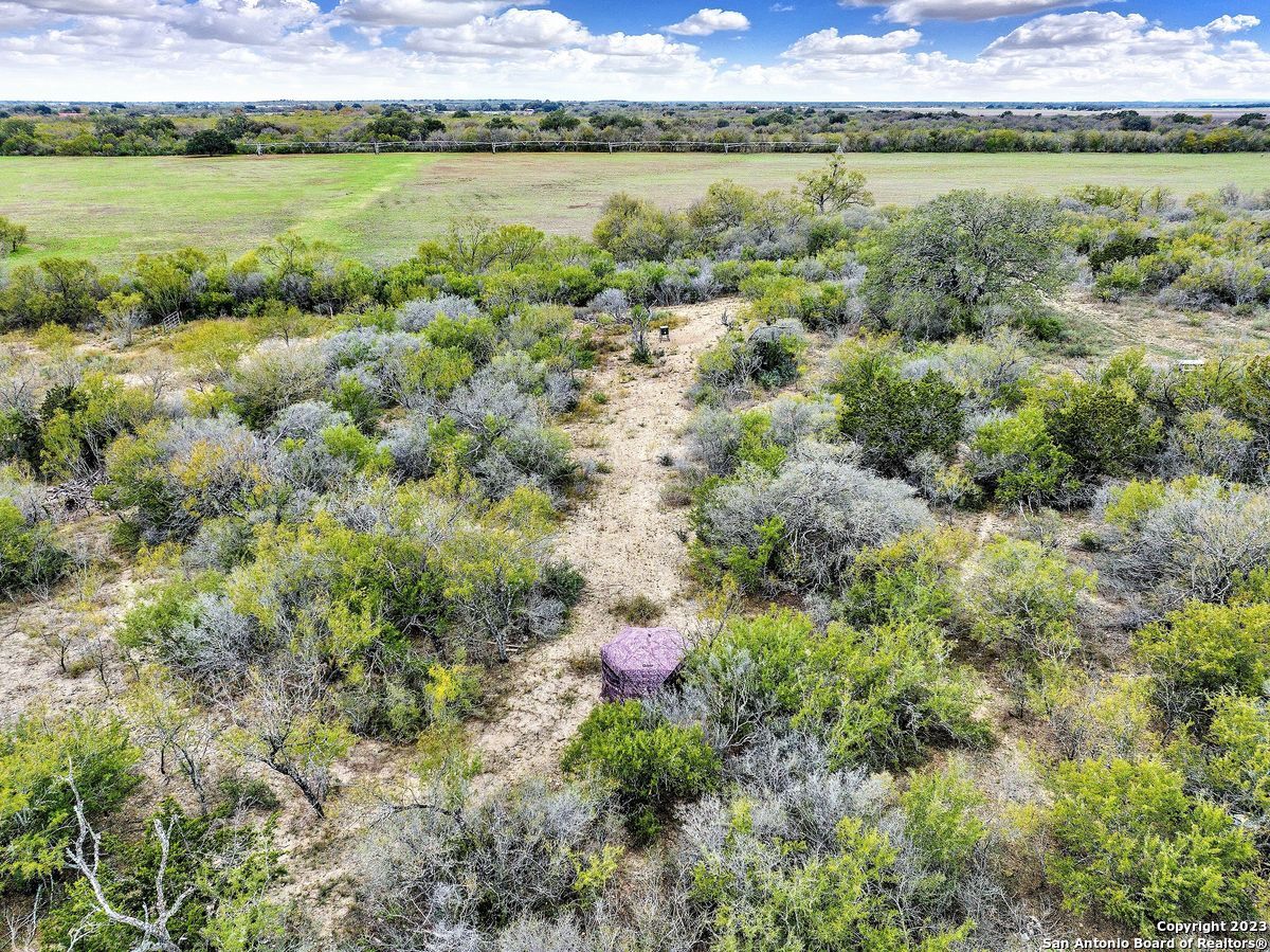 2049 County Road 451 Hondo TX 78861