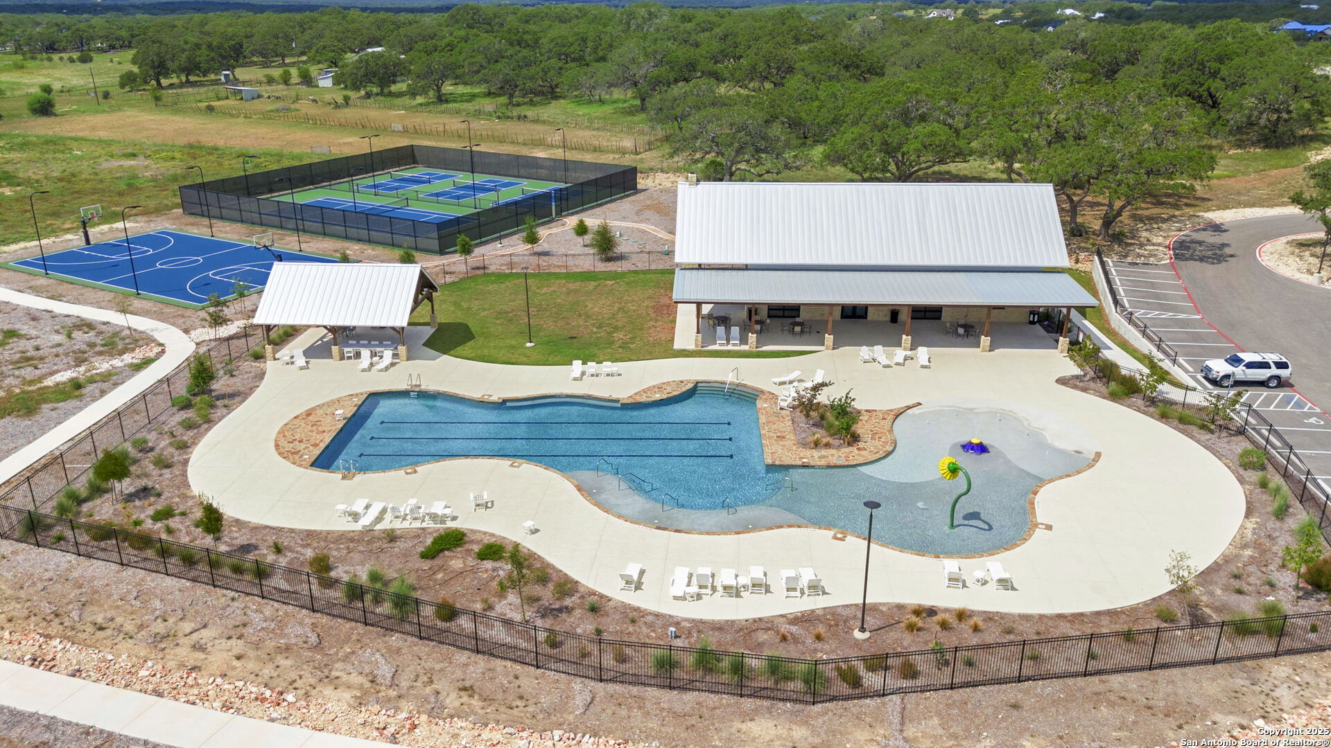 717 Live Oak Ridge Bulverde TX 78163