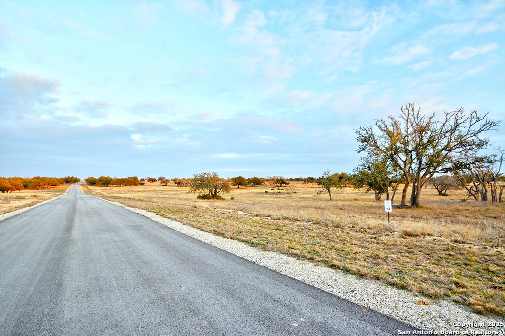 -- Oryx View Drive Harper TX 78631