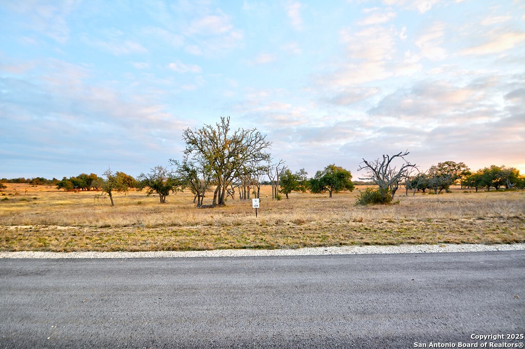 -- Oryx View Drive Harper TX 78631