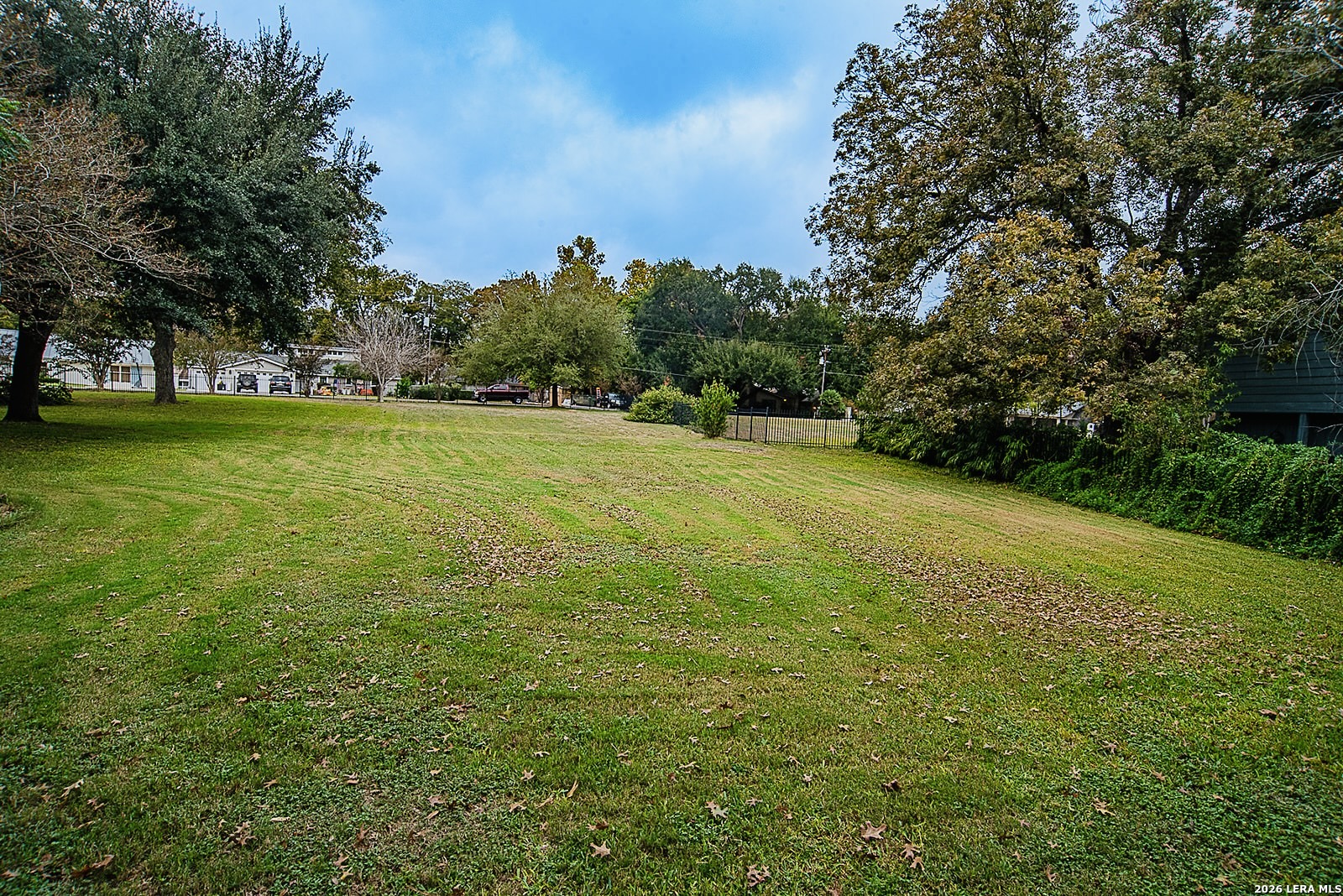 123 Royal George Circle Mcqueeney TX 78123