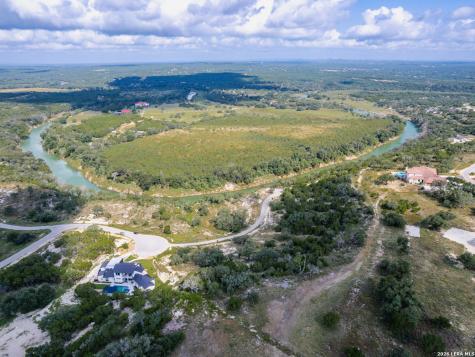 942 Blueridge View Canyon Lake TX 78133