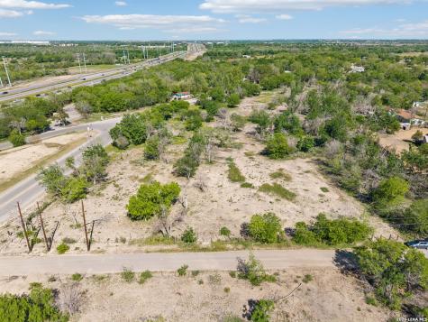 2324 E Chavaneaux San Antonio TX 78214