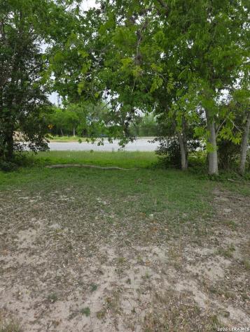 2324 E Chavaneaux San Antonio TX 78214