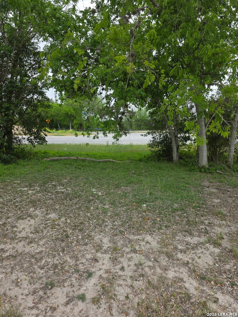 2324 E Chavaneaux San Antonio TX 78214