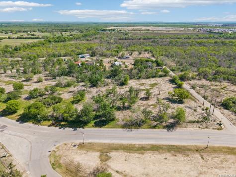 2324 E Chavaneaux San Antonio TX 78214