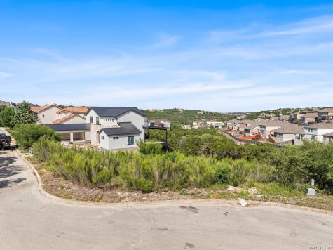 218 Majestic Bluff San Antonio TX 78258